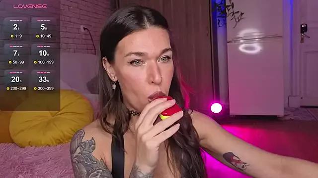 ReginaFoXXXy from StripChat is Freechat