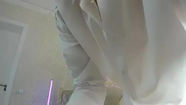 Rei_ramiki from StripChat is Freechat