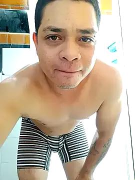 RickLorna from StripChat is Freechat
