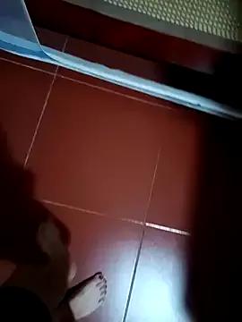 Rini128 from StripChat