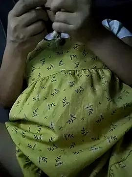 Rioo122 from StripChat