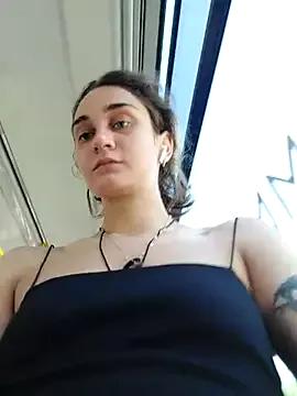 RiskyViolet from StripChat is Freechat