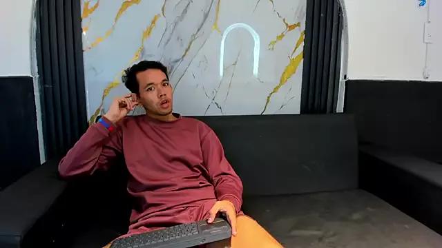 Robertsmith_1 webcams show profile image 