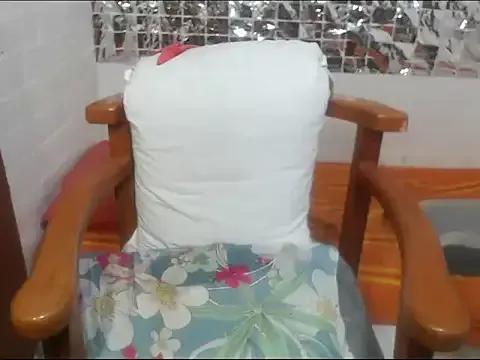 rose-crystal from StripChat is Freechat