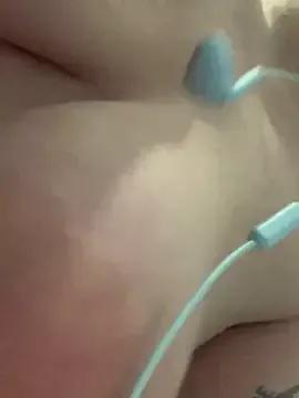 Rosemary_maryy from StripChat is Freechat