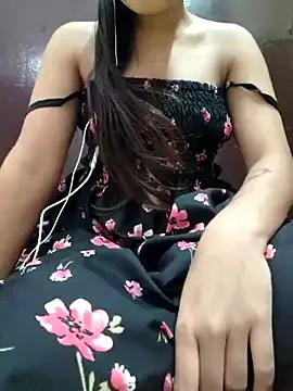 Roshni_98 webcams show profile image 