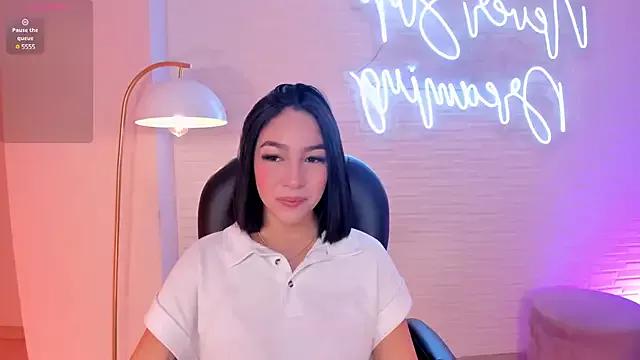 RossieRhoades from StripChat is Freechat
