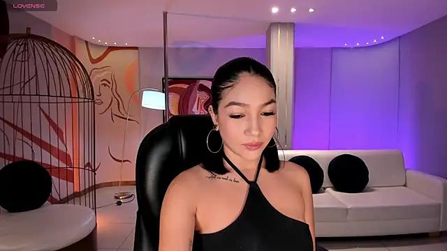 RossieRhoades from StripChat
