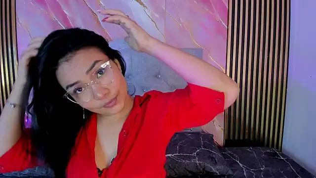 Rousse_blue webcams show profile image 