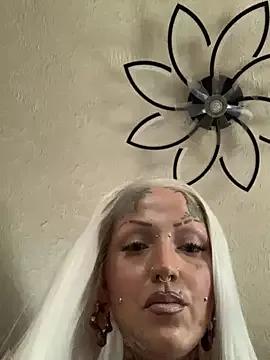 RoxxyInk from StripChat