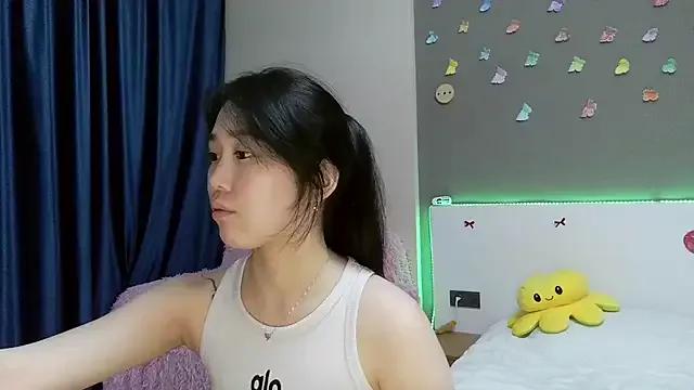 RoxysinX from StripChat is Freechat