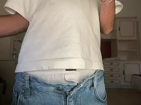 rrojjo2003 from StripChat