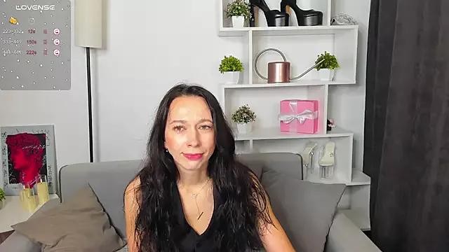 RubiHarlot from StripChat is Freechat