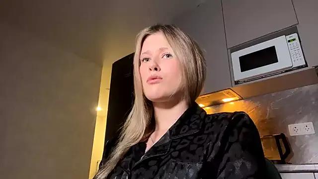 Ruby_Blonde_Photik from StripChat is Freechat