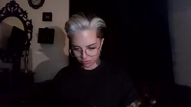 Rubyrichhxo from StripChat is Freechat