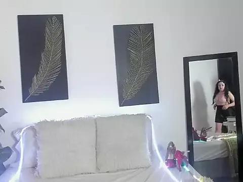 RubyStrong from StripChat is Freechat