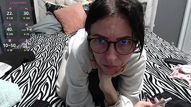 RubySweet11 webcams show profile image 