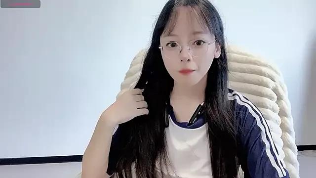 ruirui-888 from StripChat
