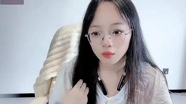 ruirui-888 from StripChat