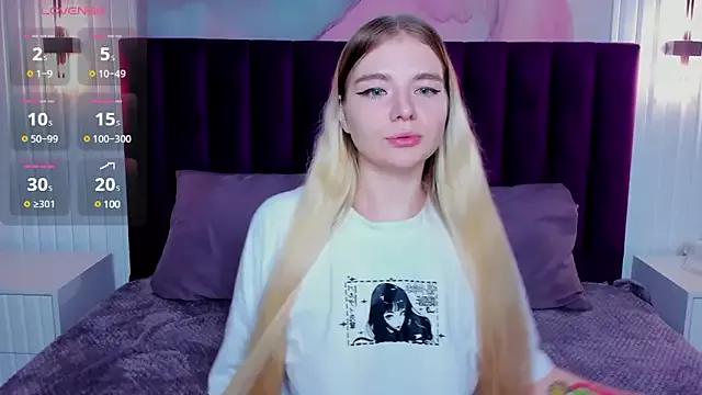RuthBryant from StripChat is Freechat