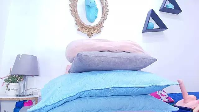s_sweett from StripChat
