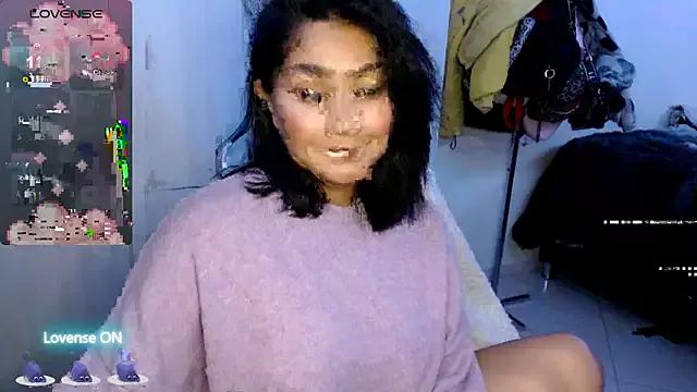 sabrina_altieri from StripChat is Freechat