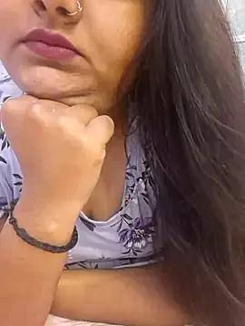 Saffroncutie from StripChat is Freechat