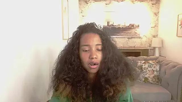 Salome_tk webcams show profile image 