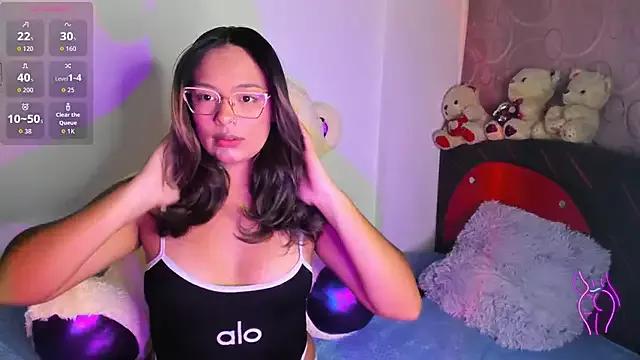 Samahara_vidal from StripChat is Freechat