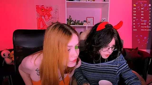 samanta_hotty from StripChat