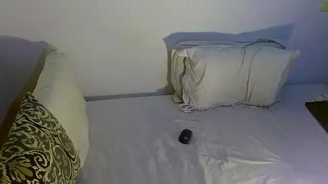 samanta_r_ from StripChat