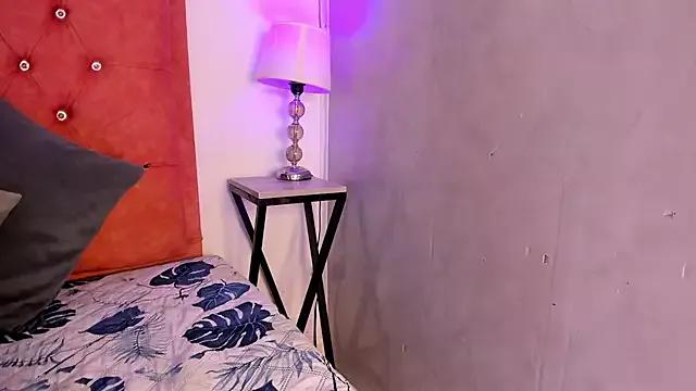 Samantha_Good from StripChat