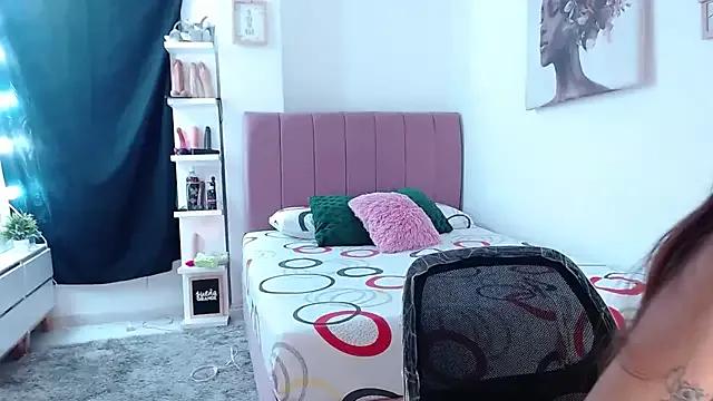 Samantha_lu1 from StripChat