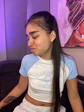 Samantha_pinkk_ from StripChat