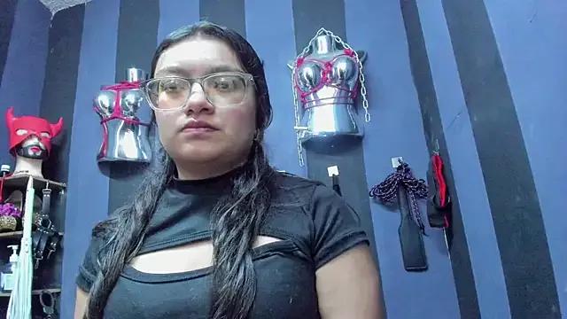 Samantha_ran from StripChat