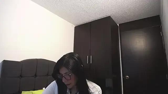 Samantha_Rosse01 from StripChat