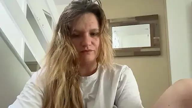 samanthaalice from StripChat