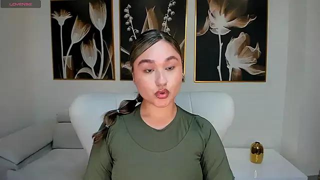 SamanthaConnorX from StripChat