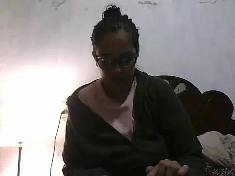Samanthat33 from StripChat