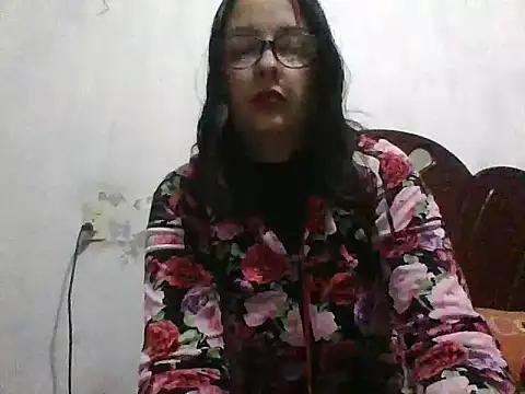 Samanthat33 from StripChat