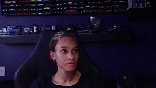 SamanthaWatson from StripChat