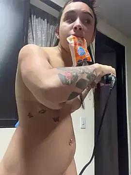 Samanttha_fox_69 from StripChat