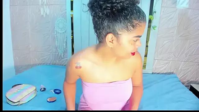 Samanttha_Keem from StripChat