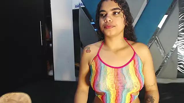 Samanttha_Keem from StripChat