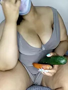Samara-Bella from StripChat is Freechat