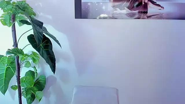 SamayRyann from StripChat is Freechat