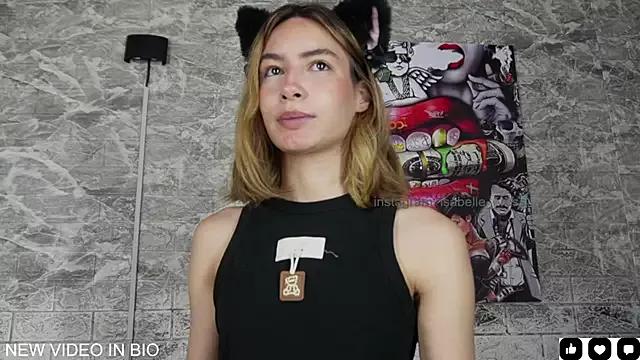 Discover our girls online shows and discover the company of countless livestreamers, with stunning shapes, sex toys and more.