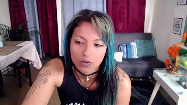 Samrosee2_ from StripChat is Freechat