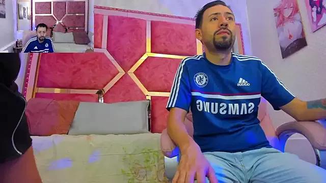 Discover our girls online shows and discover the company of countless livestreamers, with stunning shapes, sex toys and more.