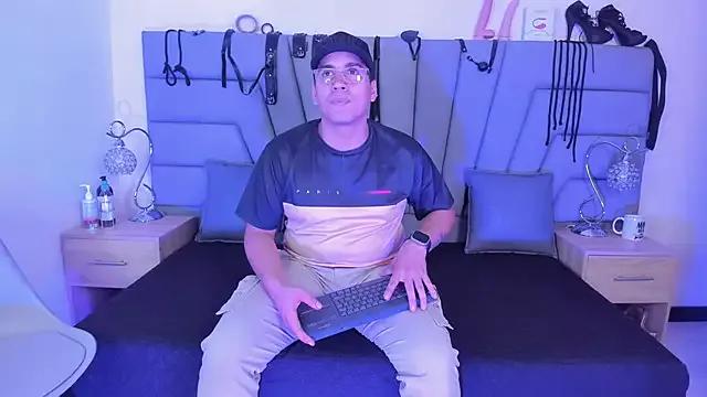 samy_carson_ from StripChat is Freechat